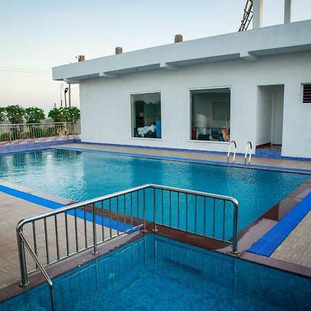 Thai Beach Resort Tiruchchendūr Екстериор снимка